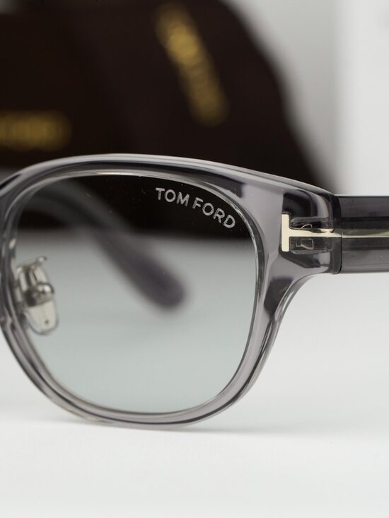 Tom Ford Women Sunglasses Transparent Grey Square FT1041-D/S 20A NEW AUTHENTIC main image 9